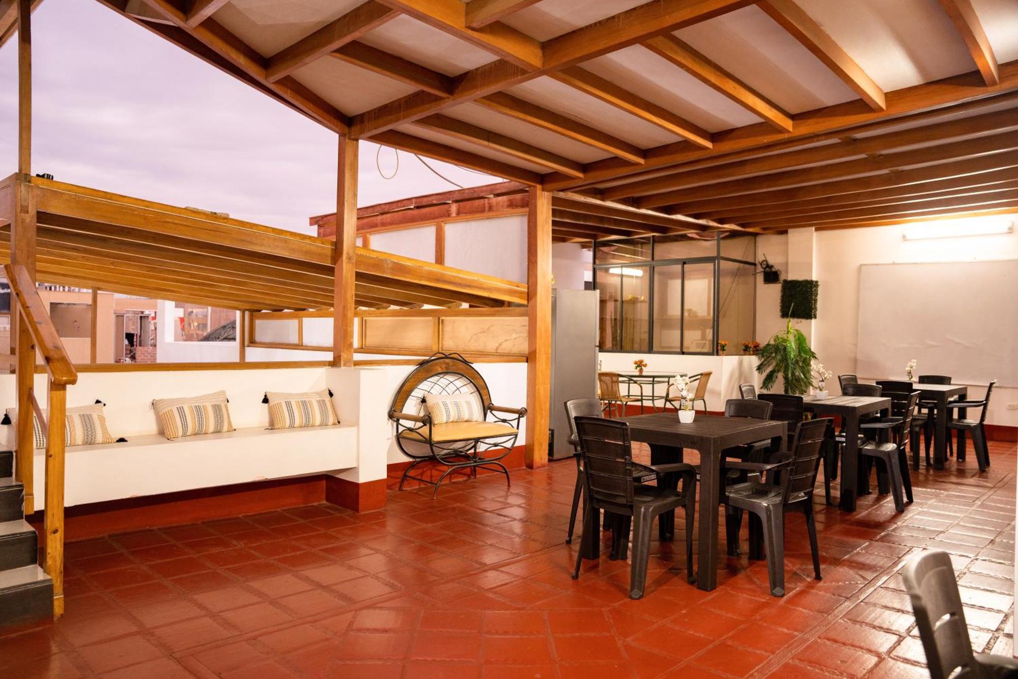 Hostal Los Balcones Nazca Extérieur photo